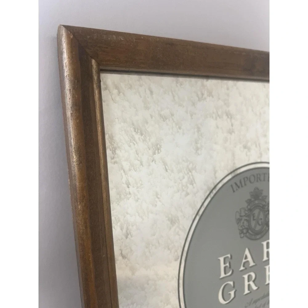 Earl Gray liqueur grey features